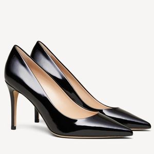 M. Gemi The Cammeo Patent Leather Pump 37.5